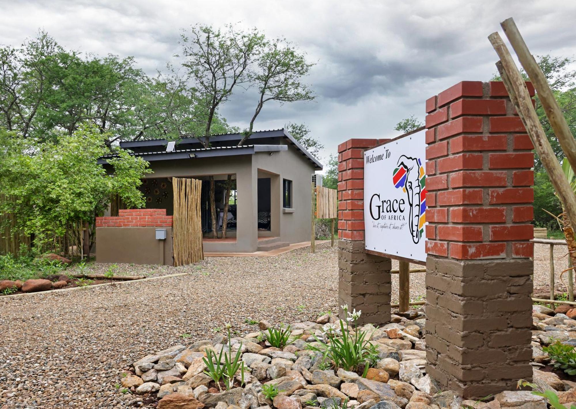 Grace Of Africa, Couples 5 Star Nature Lodge Marloth Park Exterior foto