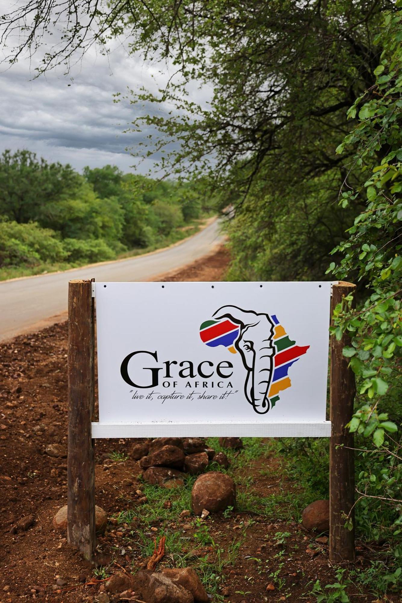 Grace Of Africa, Couples 5 Star Nature Lodge Marloth Park Exterior foto